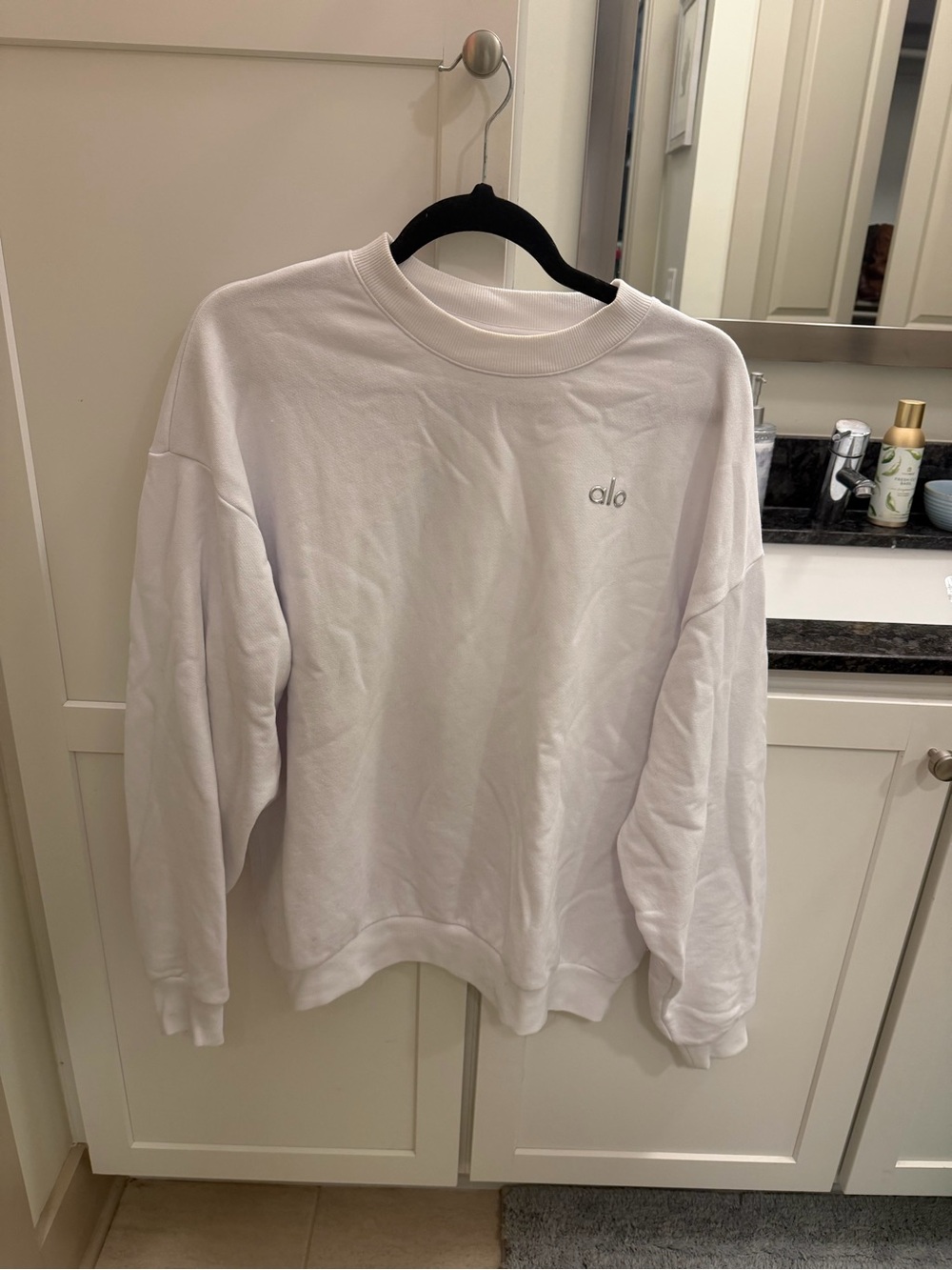 ALO Yoga White Crewneck Sweatshirt